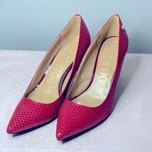 Calvin Klein red pump